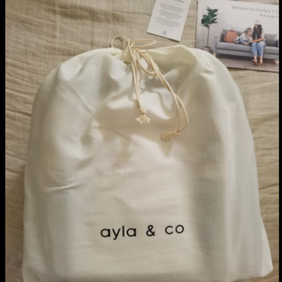 Brand New Ayla&Co Large Travel Bag color Olive Green - Picture 7 of 13